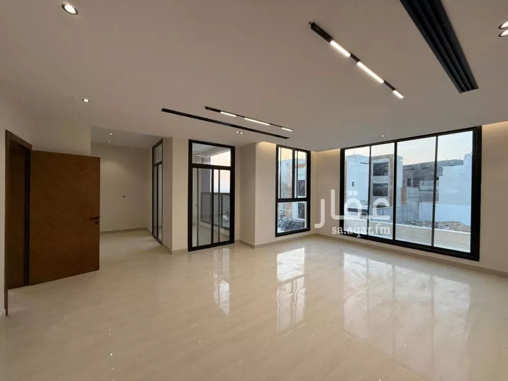 6 bedroom villa in Al Mahdiyyah 21