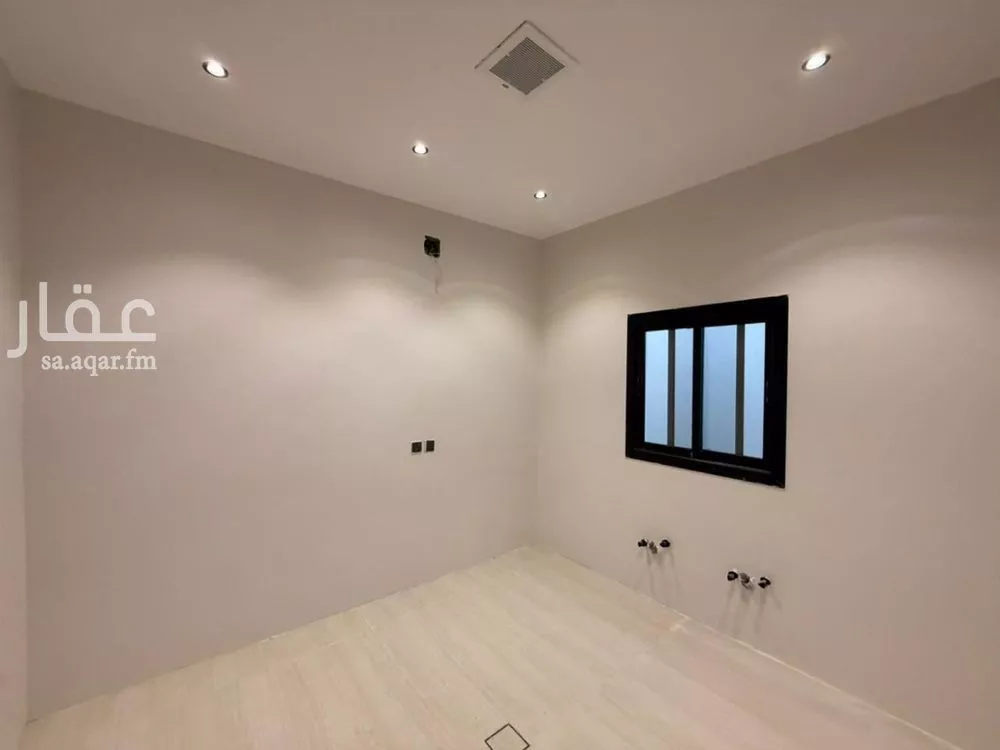 6 bedroom villa in Al Mahdiyyah 25