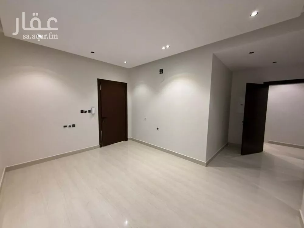 6 bedroom villa in Al Mahdiyyah 26