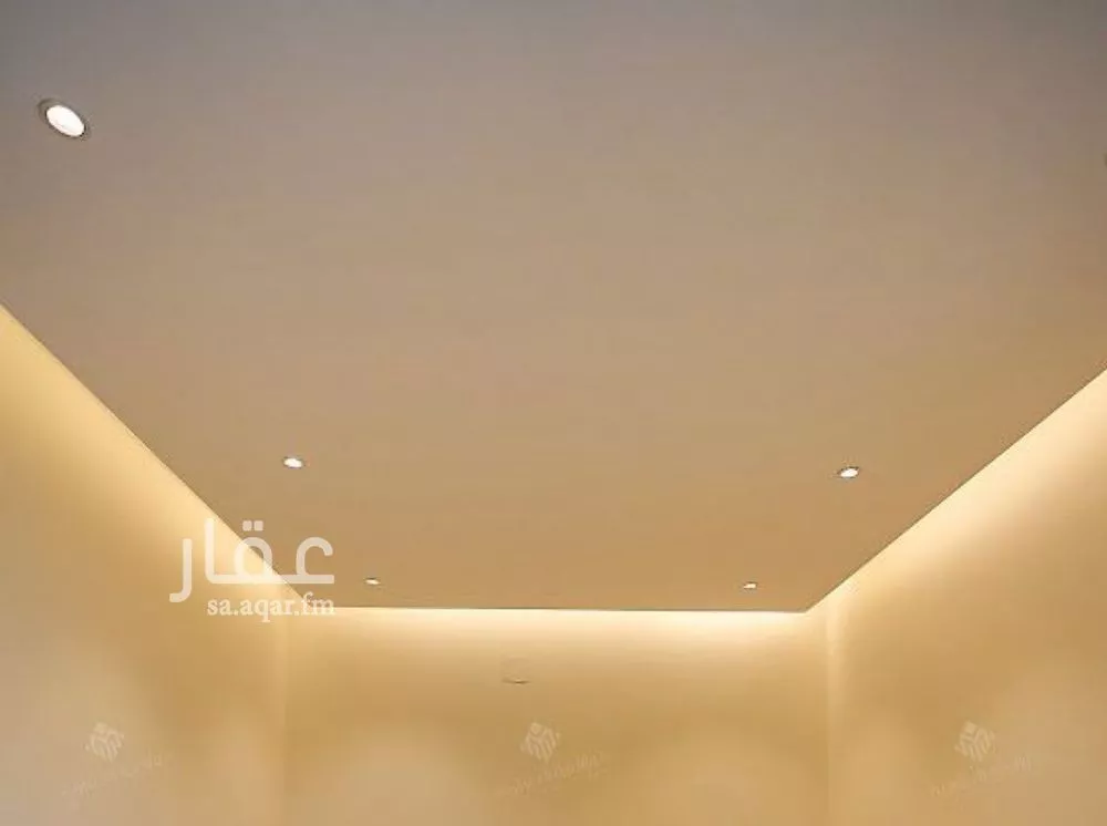 فيلا 5 غرف في المهدية 6