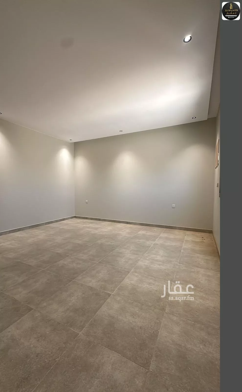 3 bedroom apartment in Jeddah 7