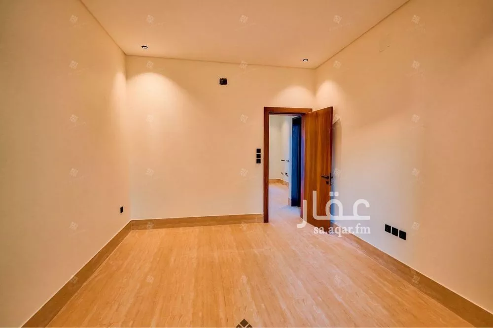 6 bedroom villa in Al Mahdiyyah 13