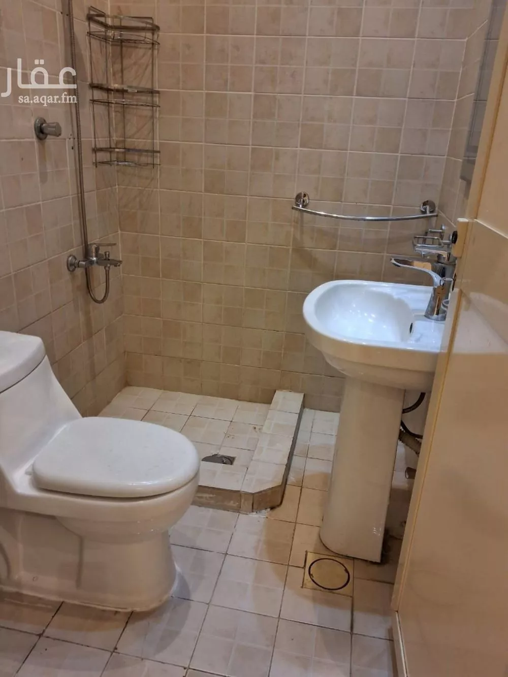 شقة 3 غرف في المغرزات 2