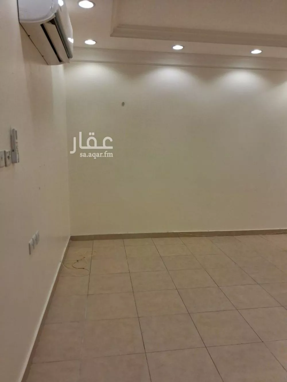 شقة 3 غرف في المغرزات 4