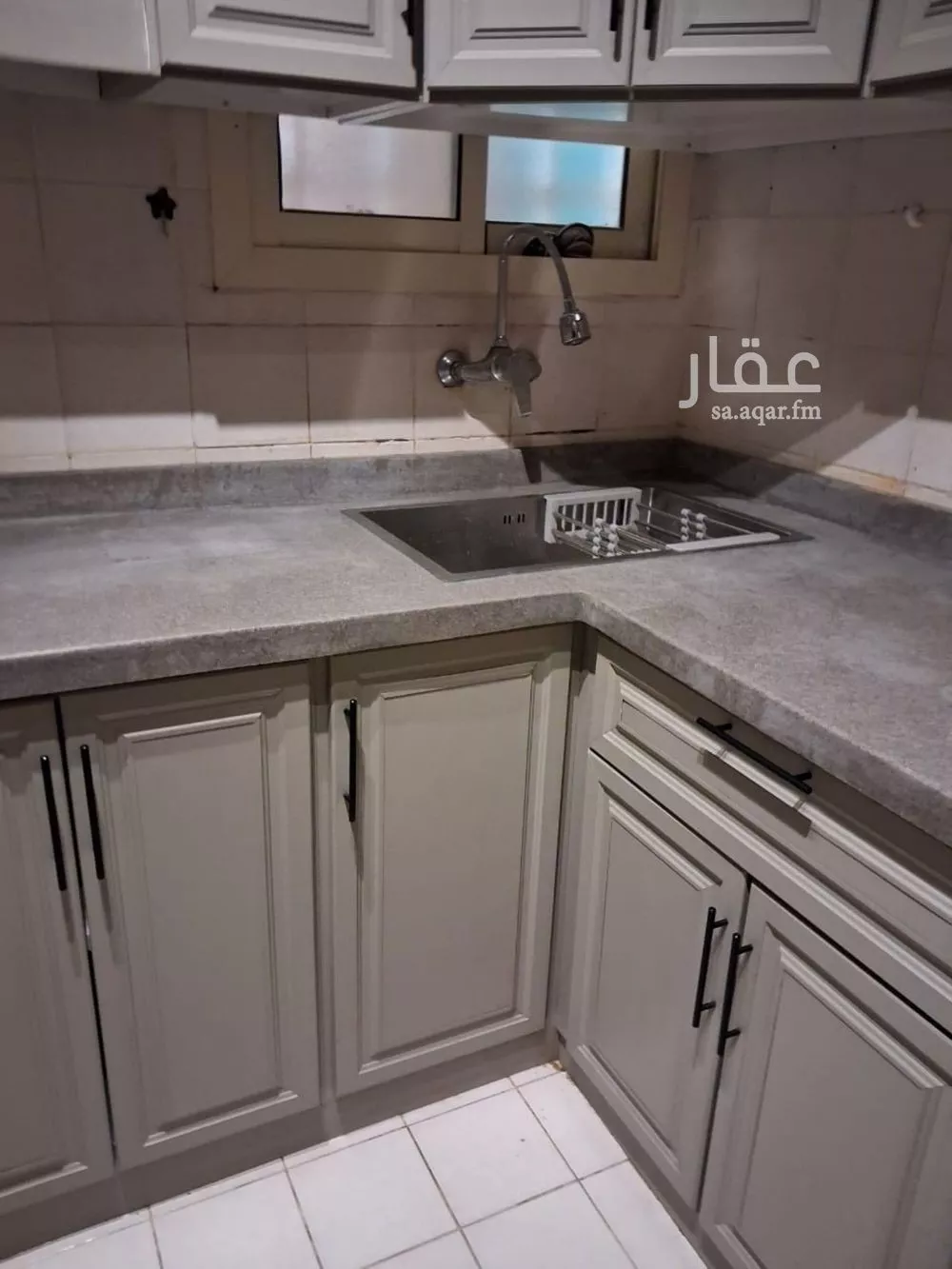 شقة 3 غرف في المغرزات 6