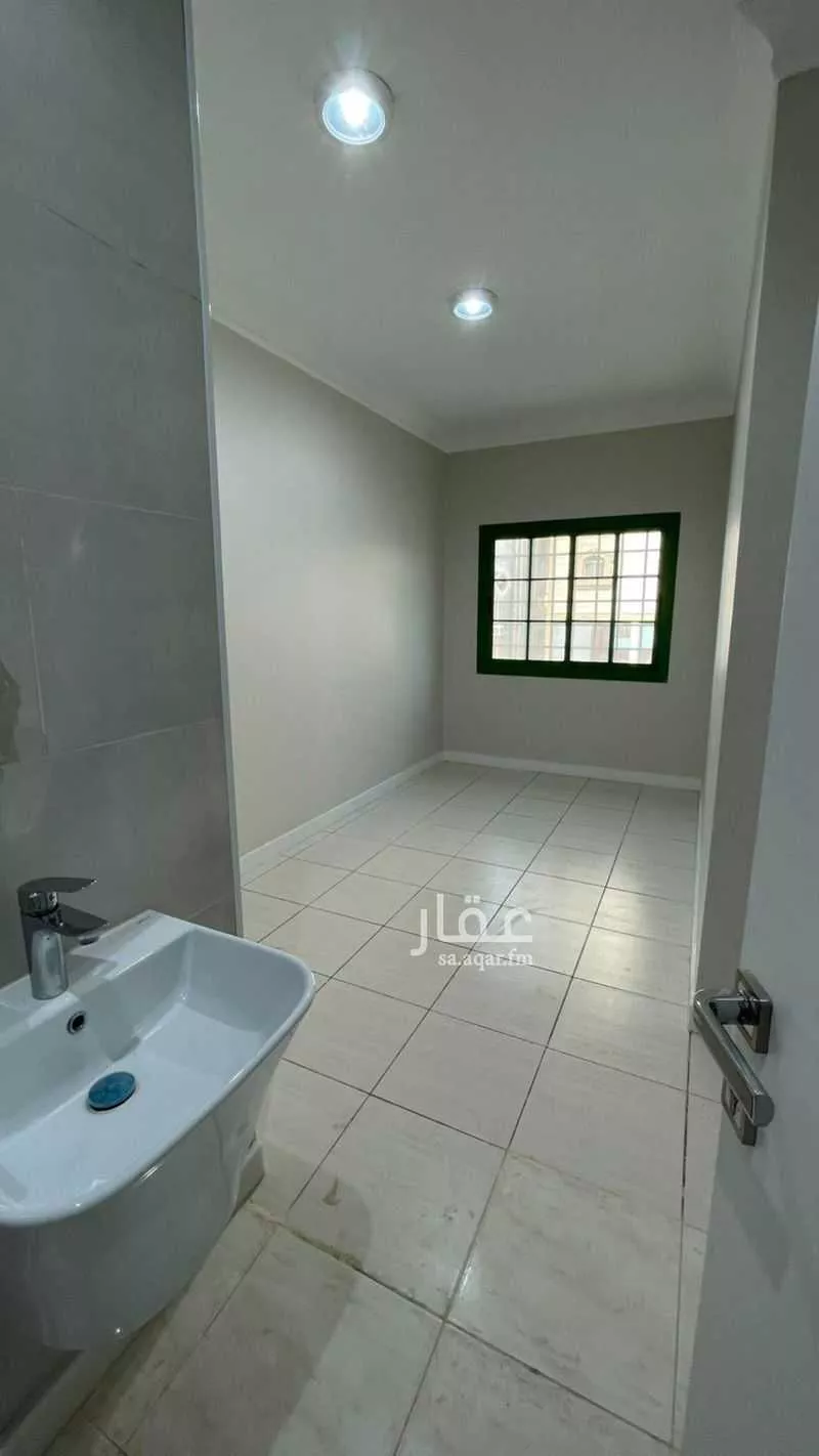 4 bedroom apartment in Al Salamah 3