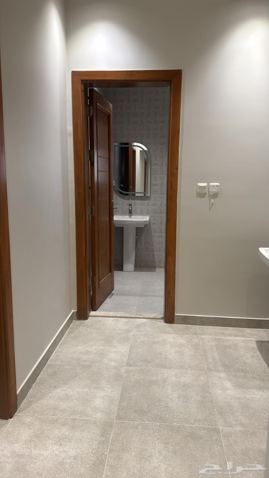3 bedroom apartment in Jeddah 5