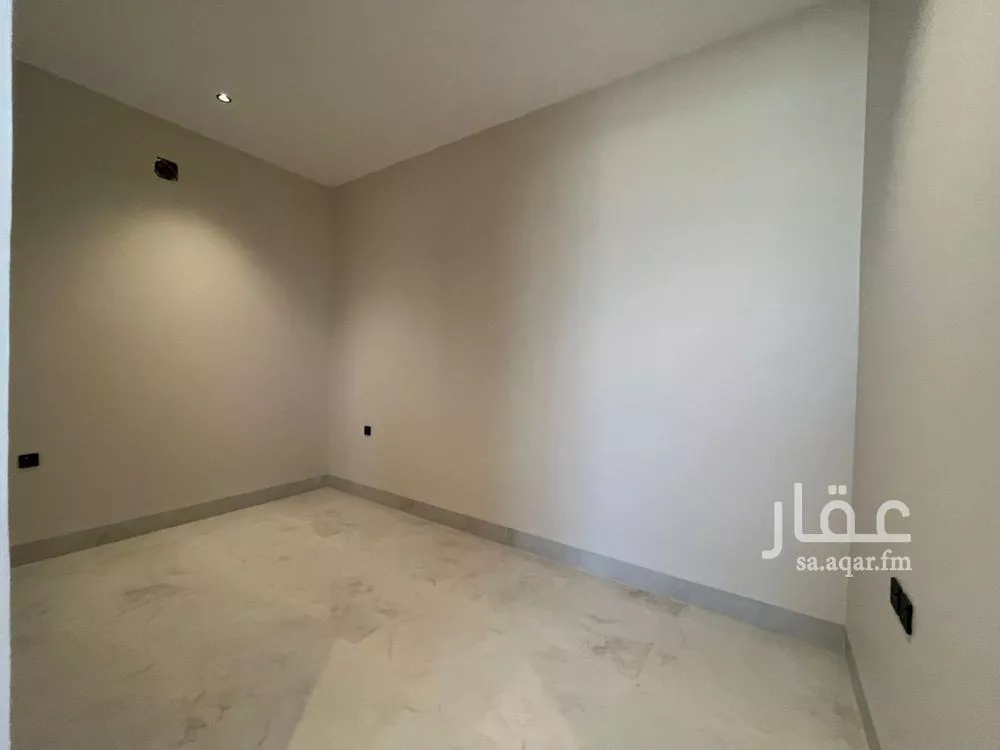 3 bedroom villa in Al Mahdiyyah 14