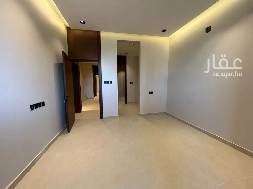 4 bedroom villa in Al Mahdiyyah 18