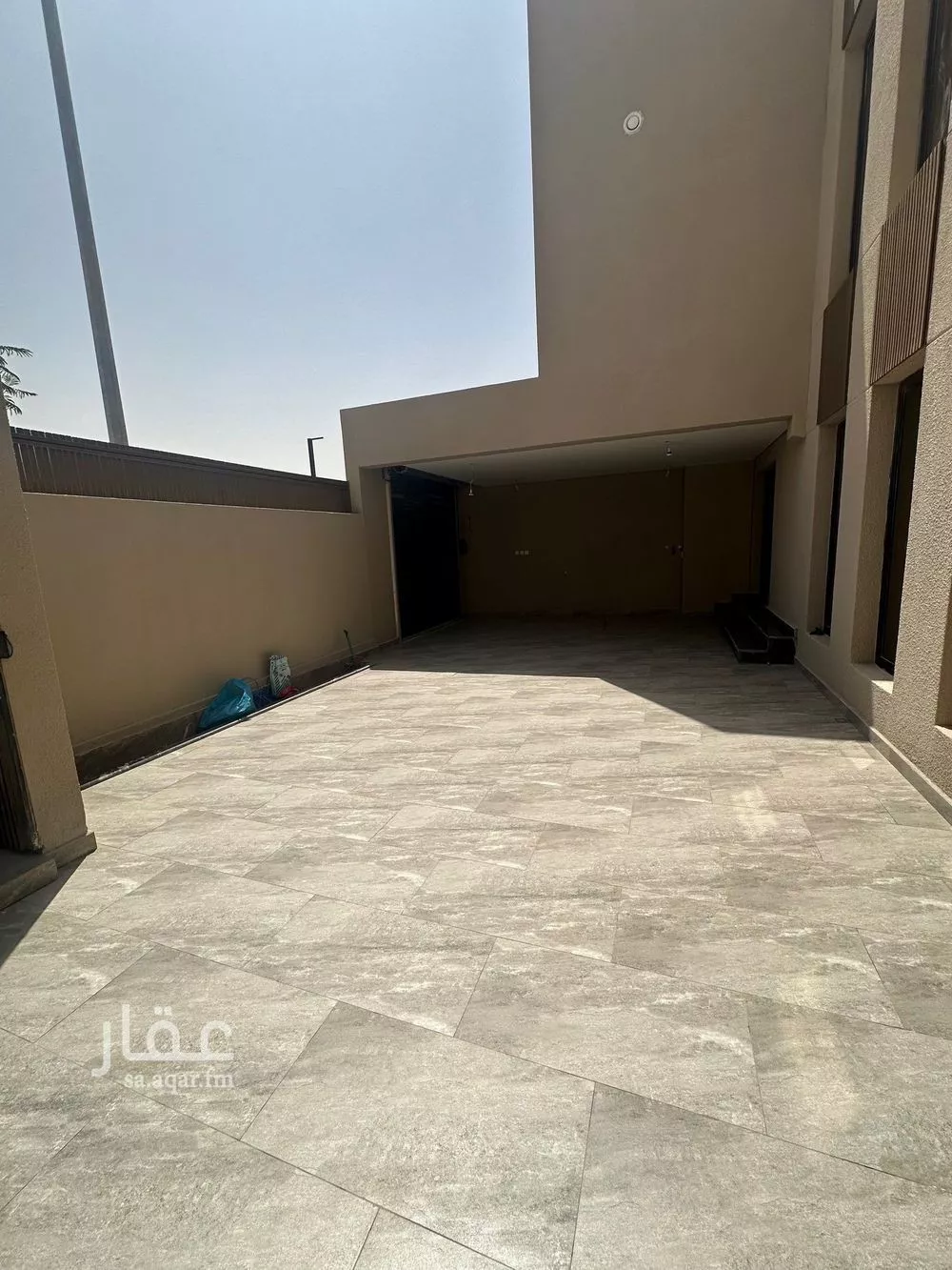 فيلا 5 غرف في العارض 2