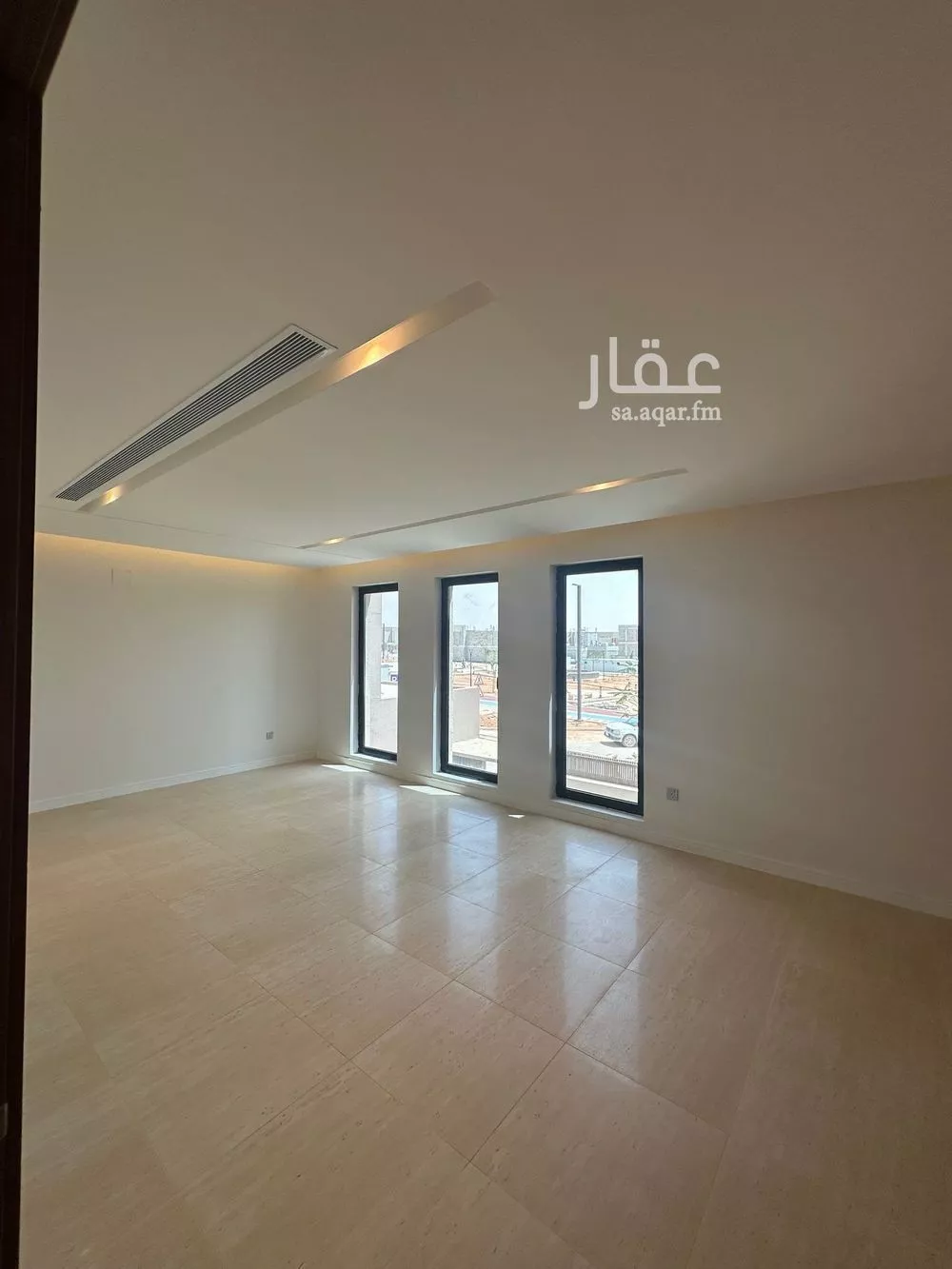 فيلا 5 غرف في العارض 14
