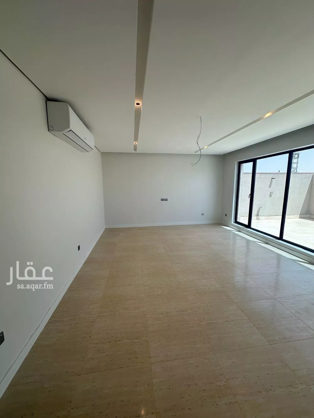فيلا 5 غرف في العارض 15