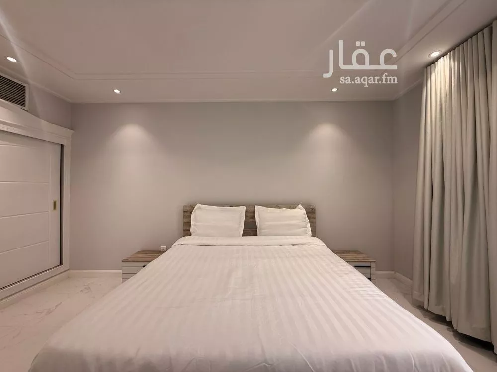 فيلا 3 غرف في النخيل 20