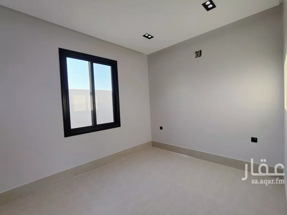 4 bedroom villa in Okaz 7