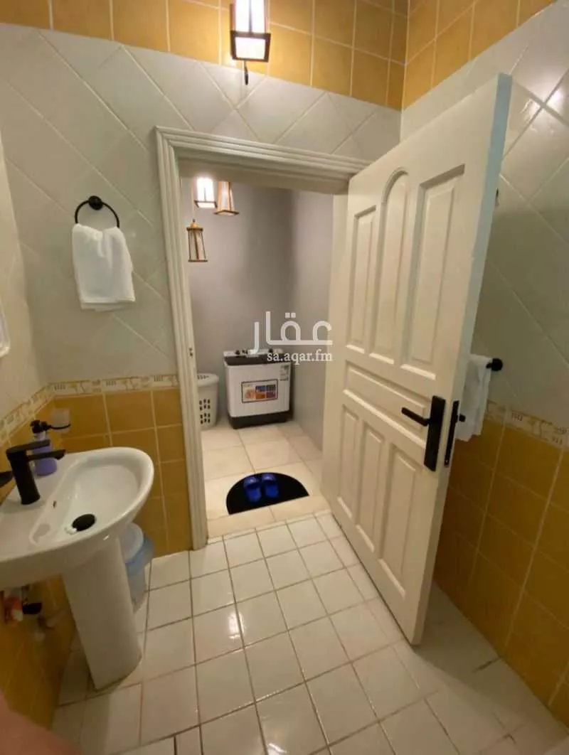 عمارة 700 م² في الربوة 4