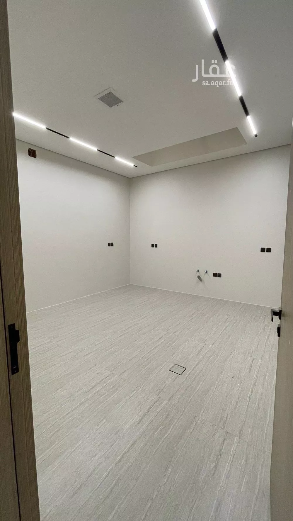 5 bedroom villa in Al Mahdiyyah 12