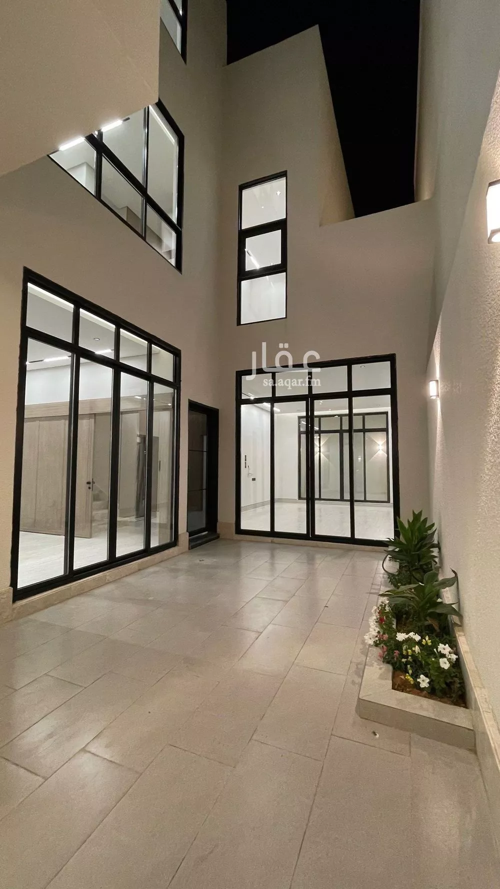 5 bedroom villa in Al Mahdiyyah 3