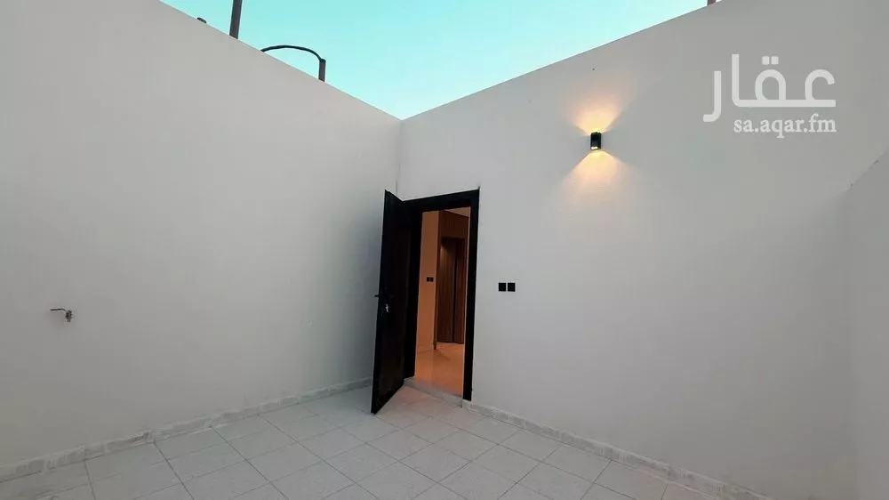 فيلا 6 غرف في طويق 10