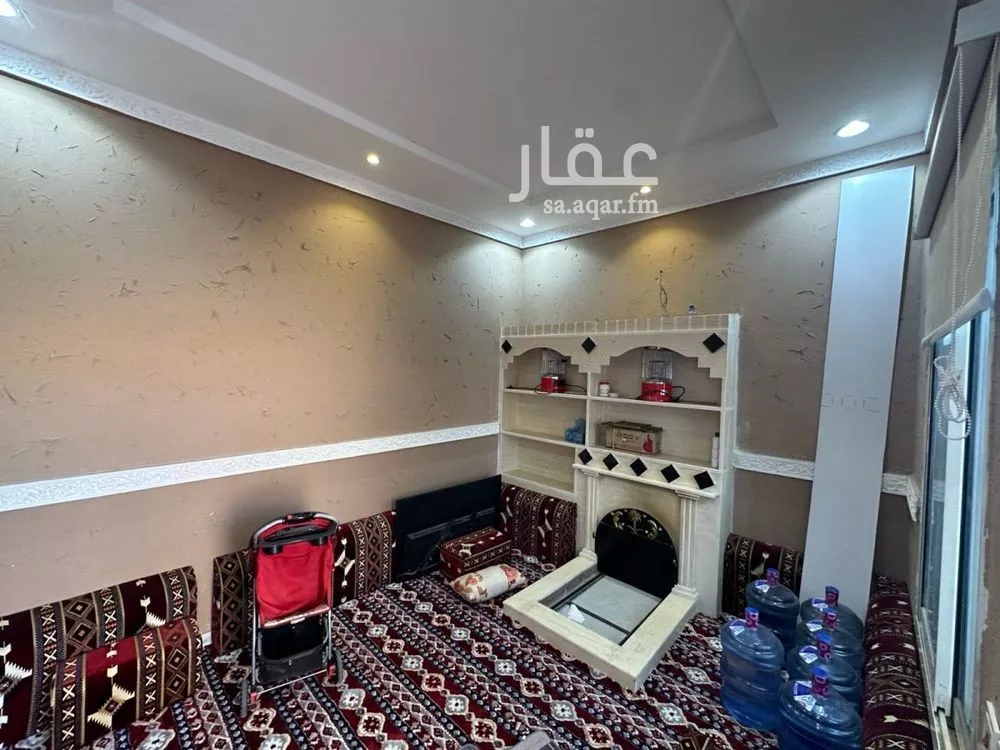 8 bedroom villa in Al Mahdiyyah 2