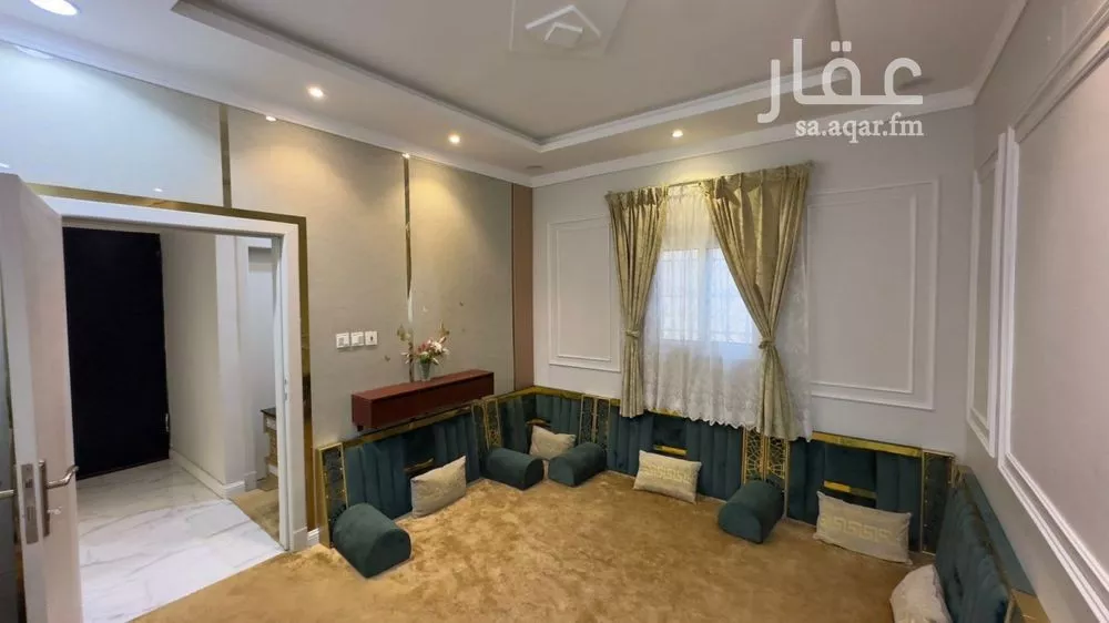 8 bedroom villa in Al Mahdiyyah 5