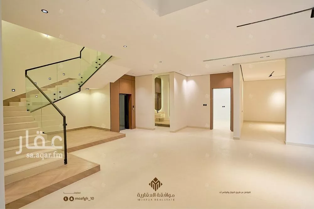 6 bedroom villa in Al Mahdiyyah 22