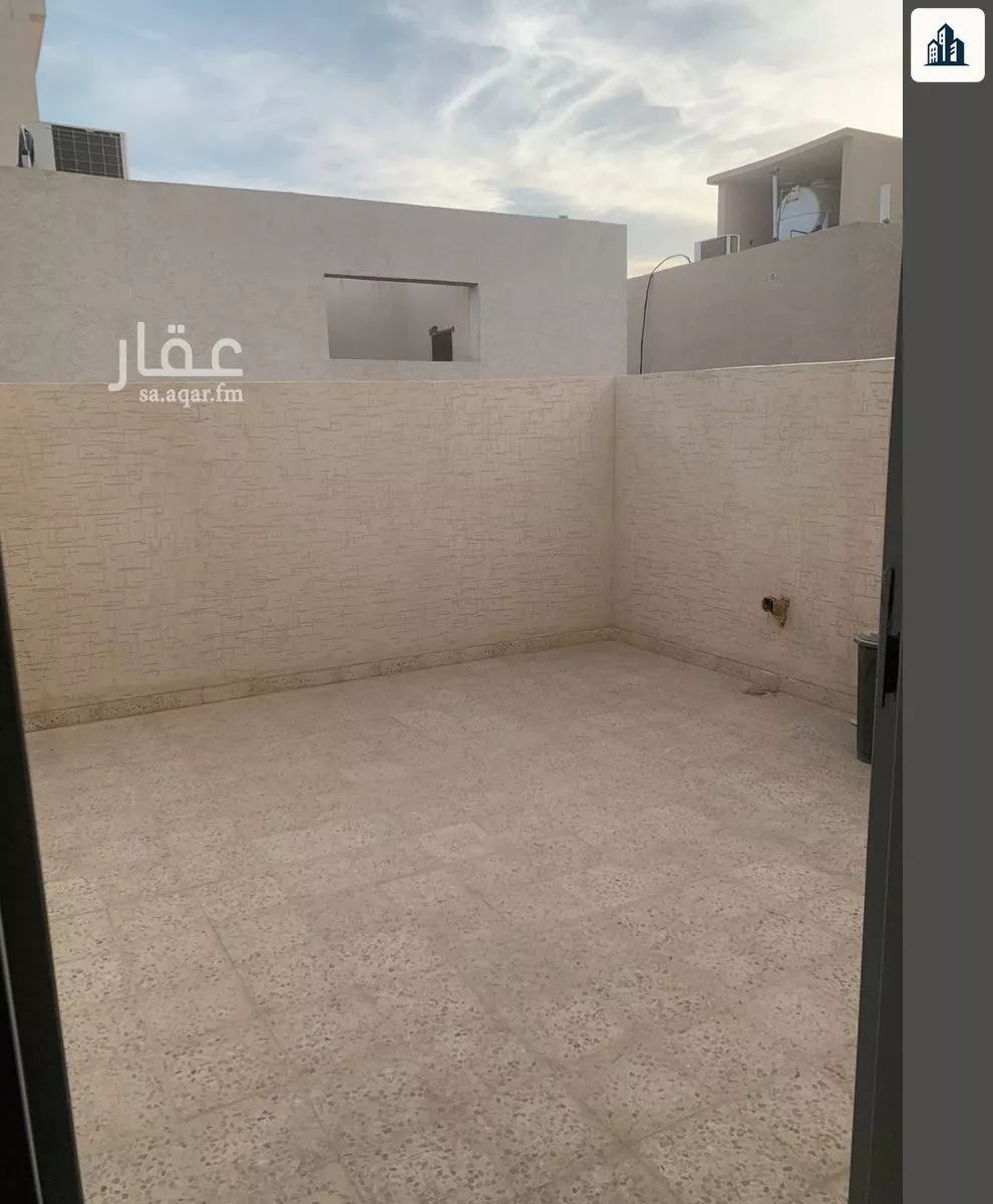 فيلا 4 غرف في طويق 6