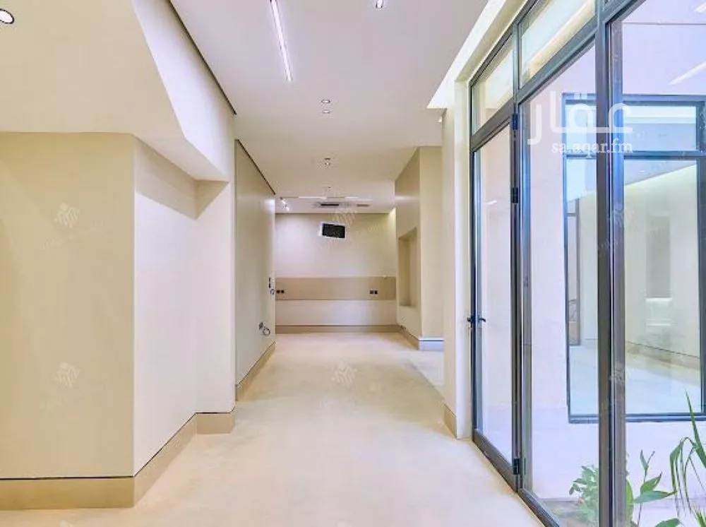 5 bedroom villa in Al Mahdiyyah 5