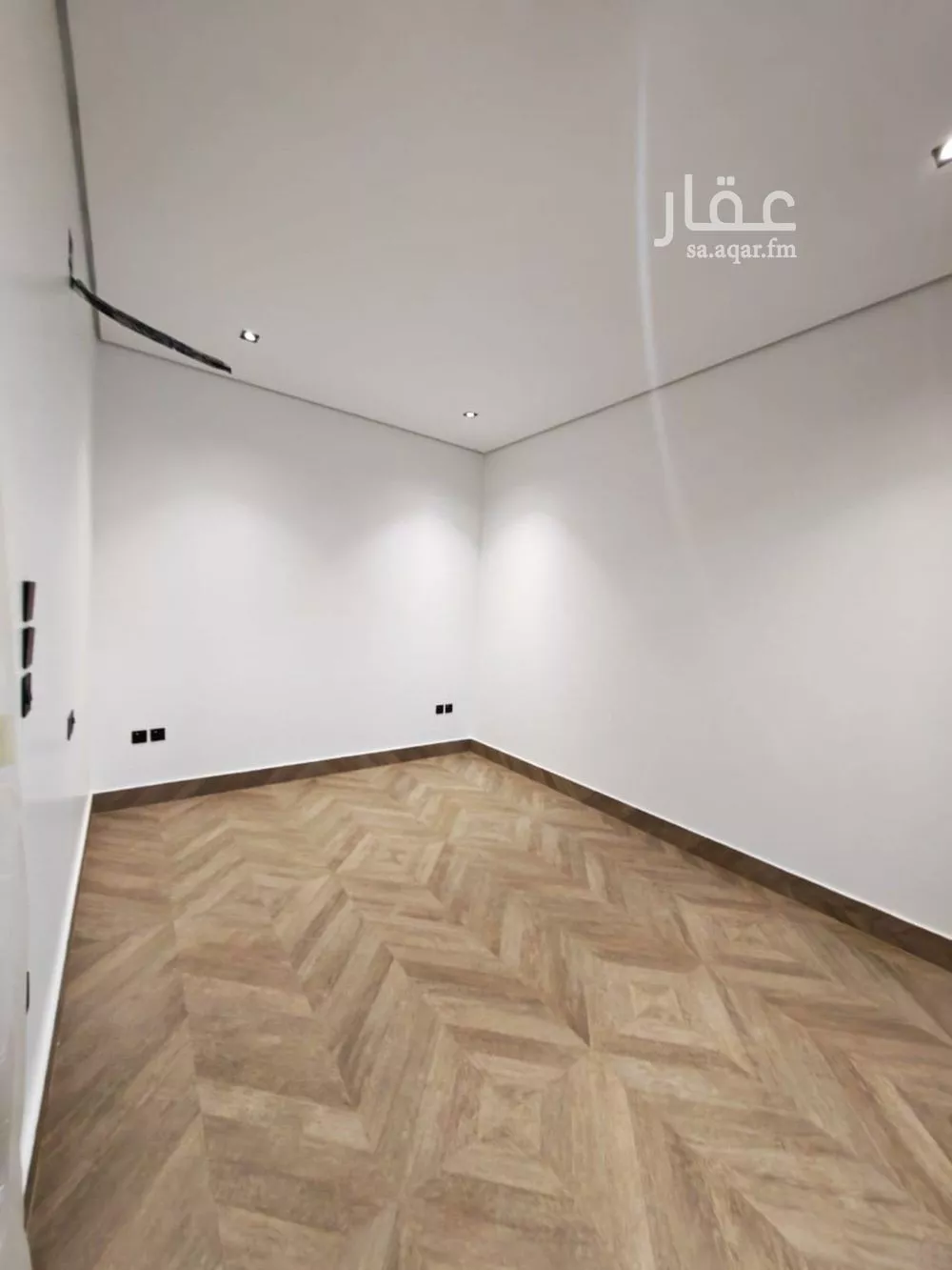 فيلا 5 غرف في الياسمين 4