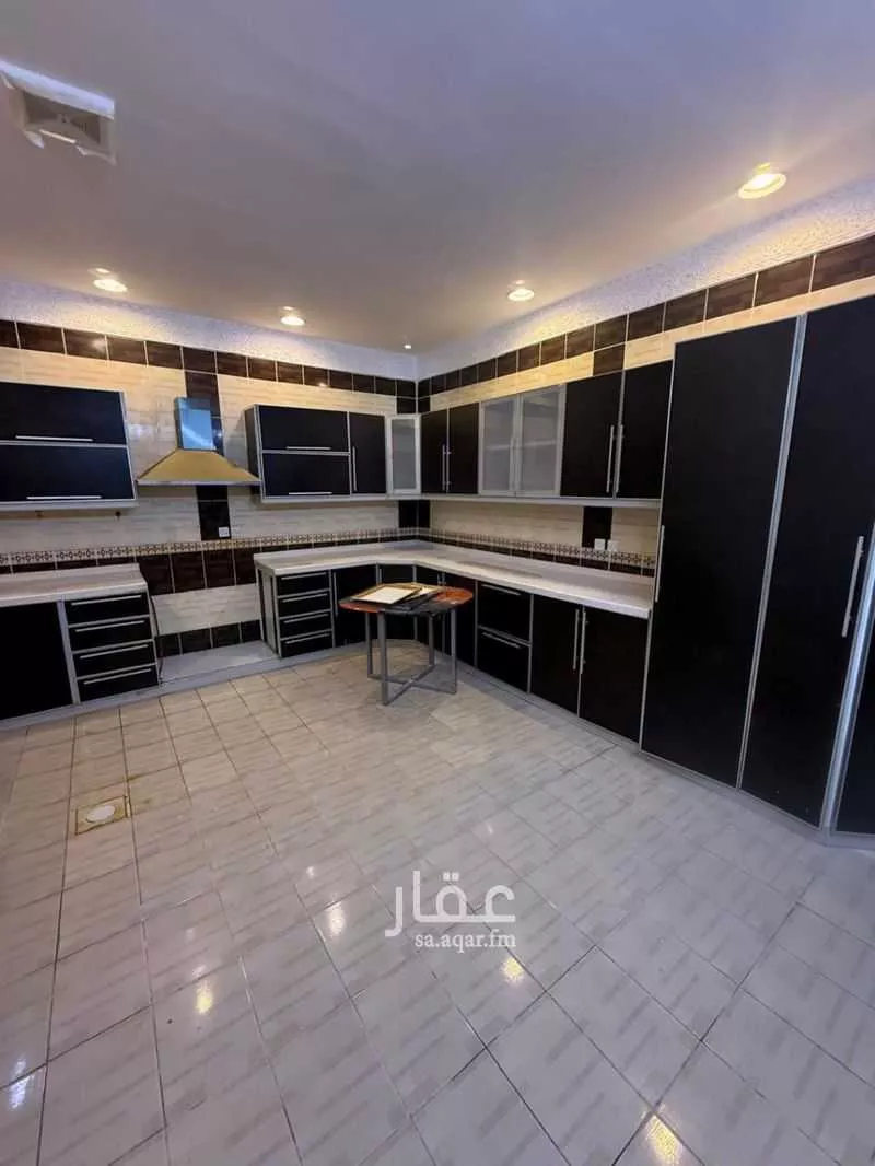 4 bedroom villa in Al Munsiyah 12
