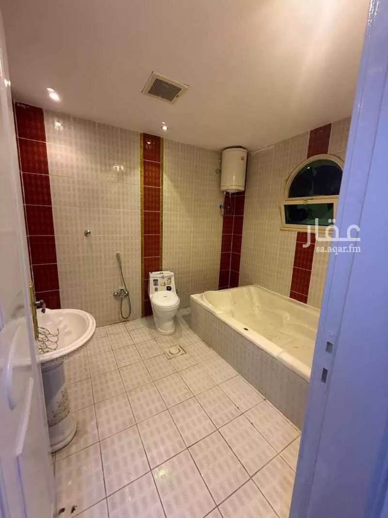 4 bedroom villa in Al Munsiyah 3