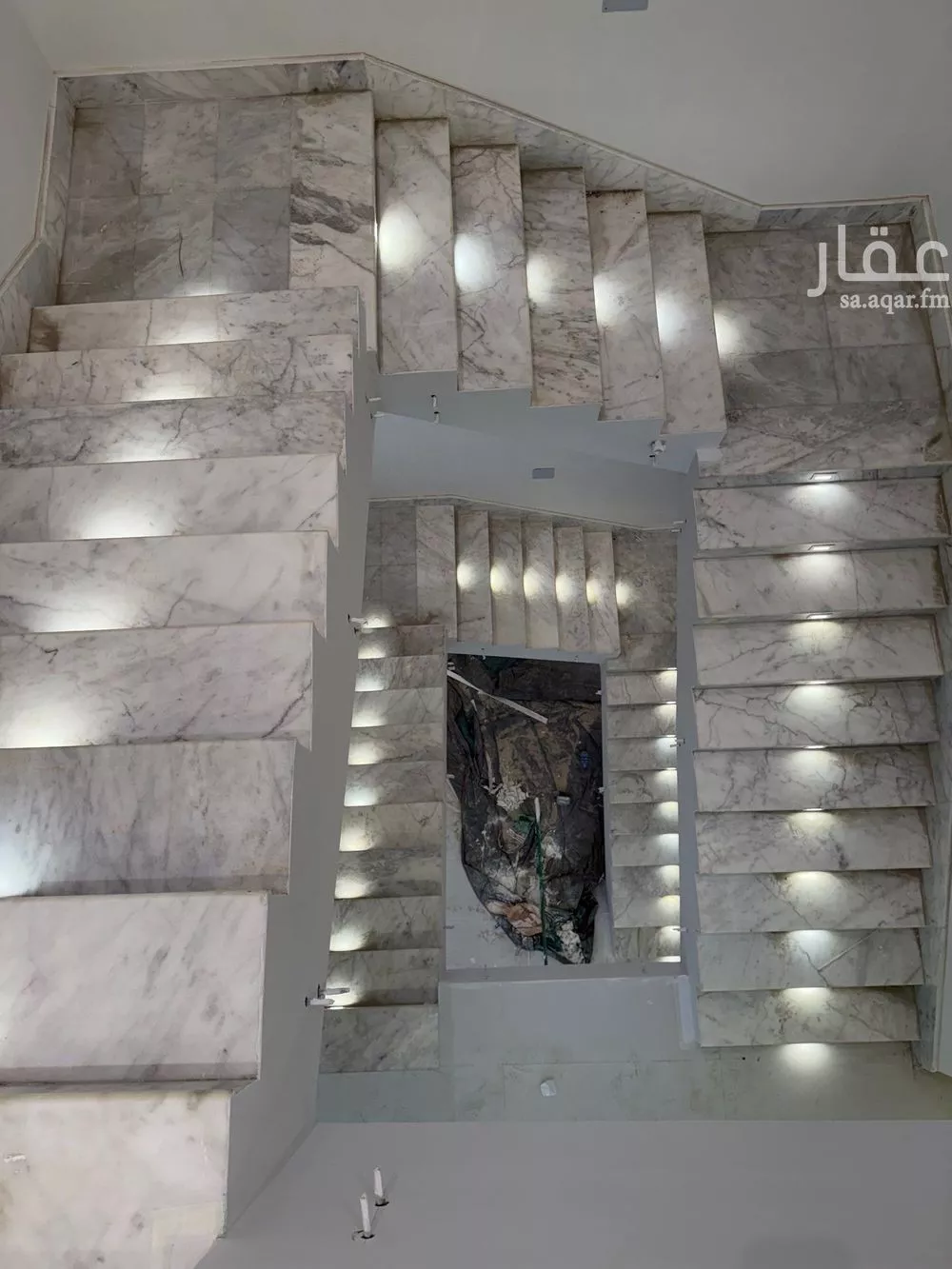 6 bedroom villa in Al Mahdiyyah 3