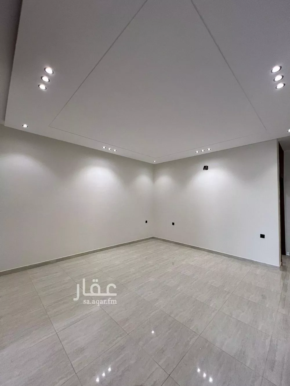 5 bedroom apartment in Al Hazm 19