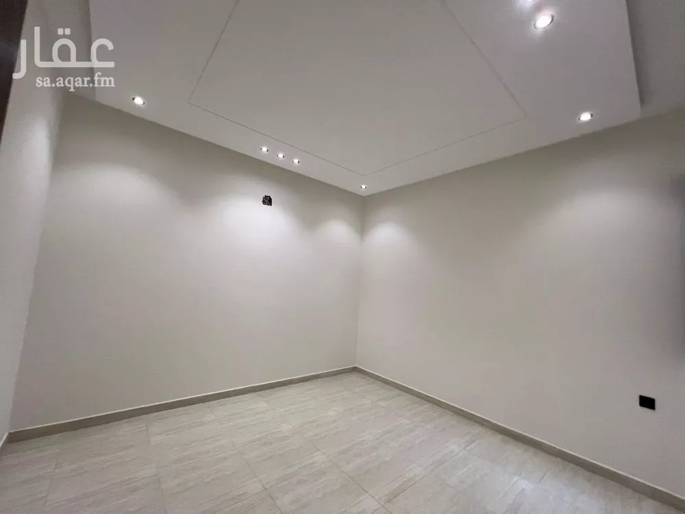 5 bedroom apartment in Al Hazm 26