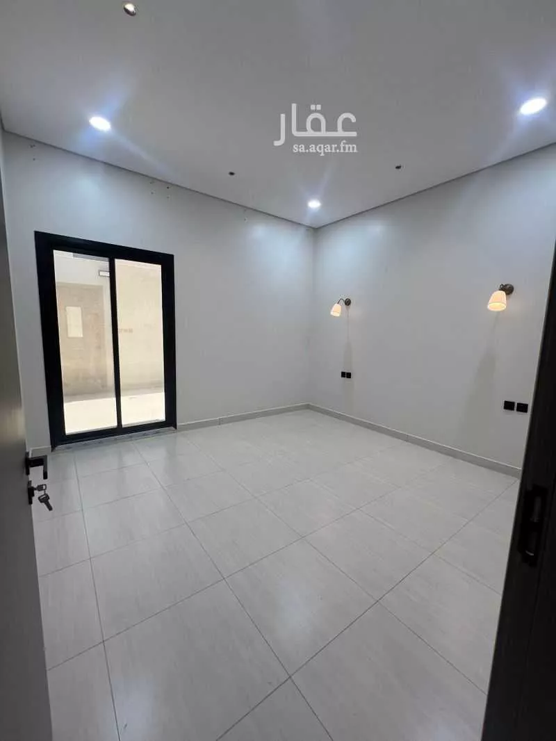 5 bedroom apartment in Ayn Al Khayf 5
