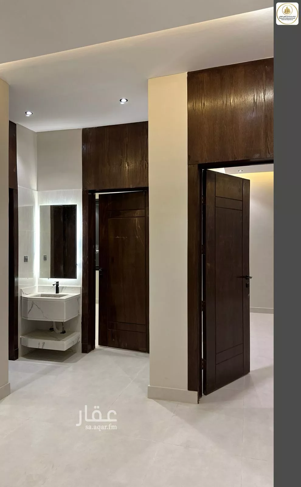 11 bedroom villa in Al Janadriyah 7