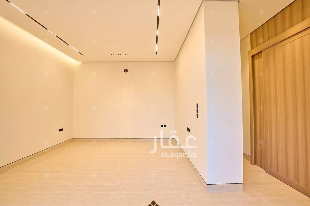 5 bedroom villa in Al Mahdiyyah 12