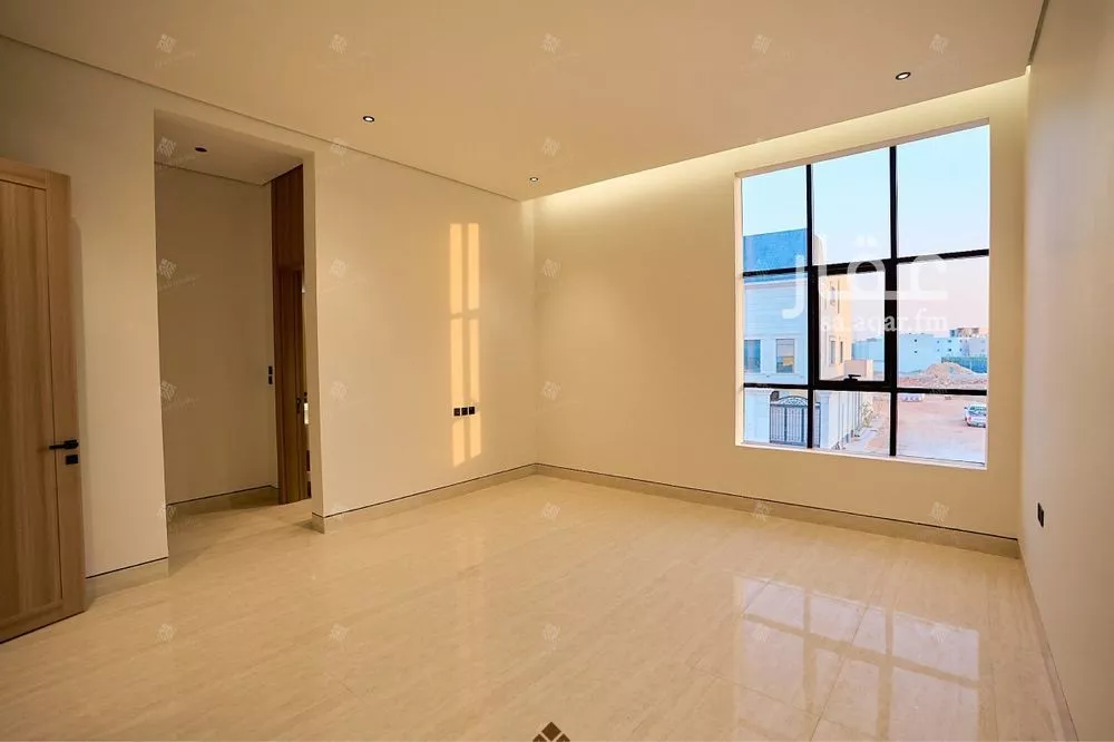 5 bedroom villa in Al Mahdiyyah 15