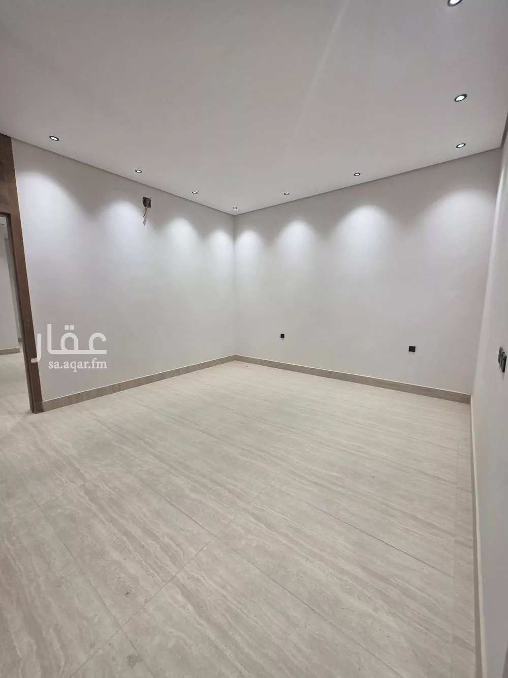 5 bedroom villa in Tuwaiq 4
