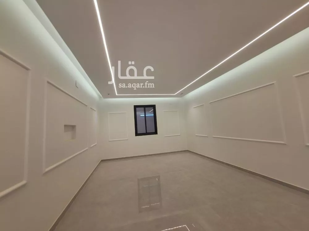 5 bedroom villa in Al Mahdiyyah 2