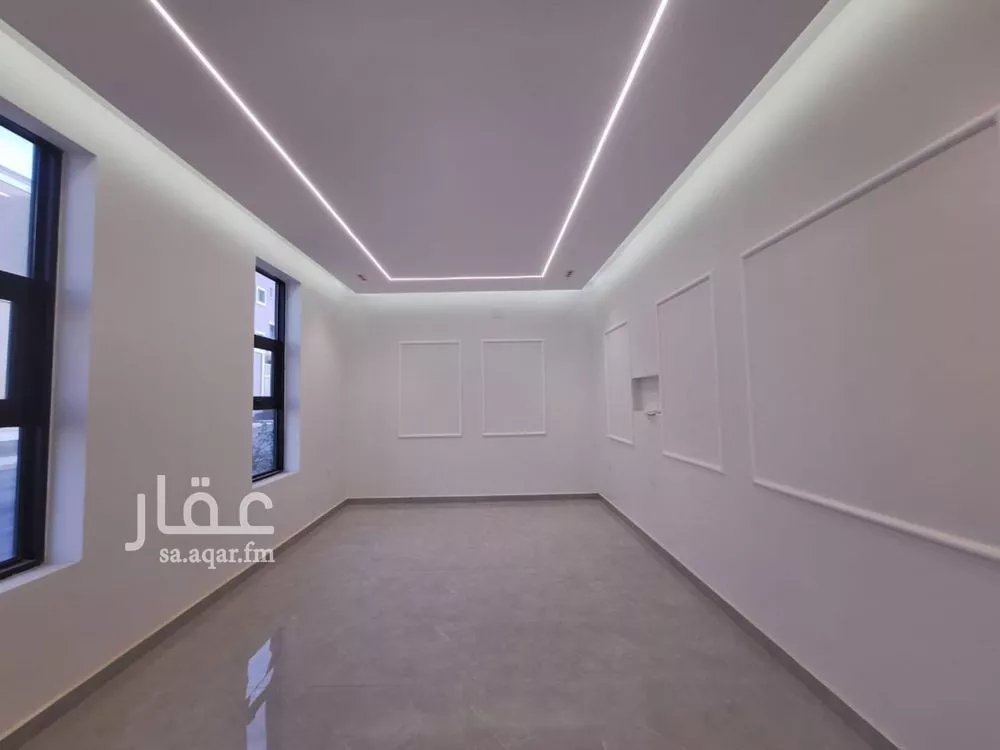 5 bedroom villa in Al Mahdiyyah 3