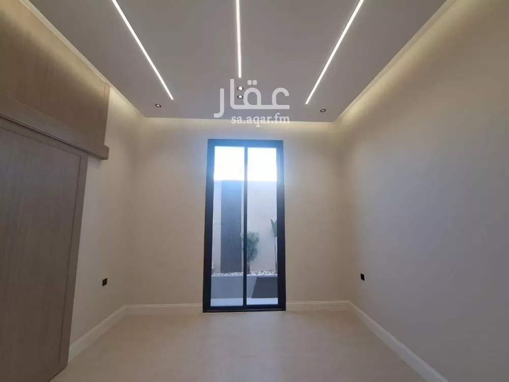 6 bedroom villa in Dhahrat Laban 6