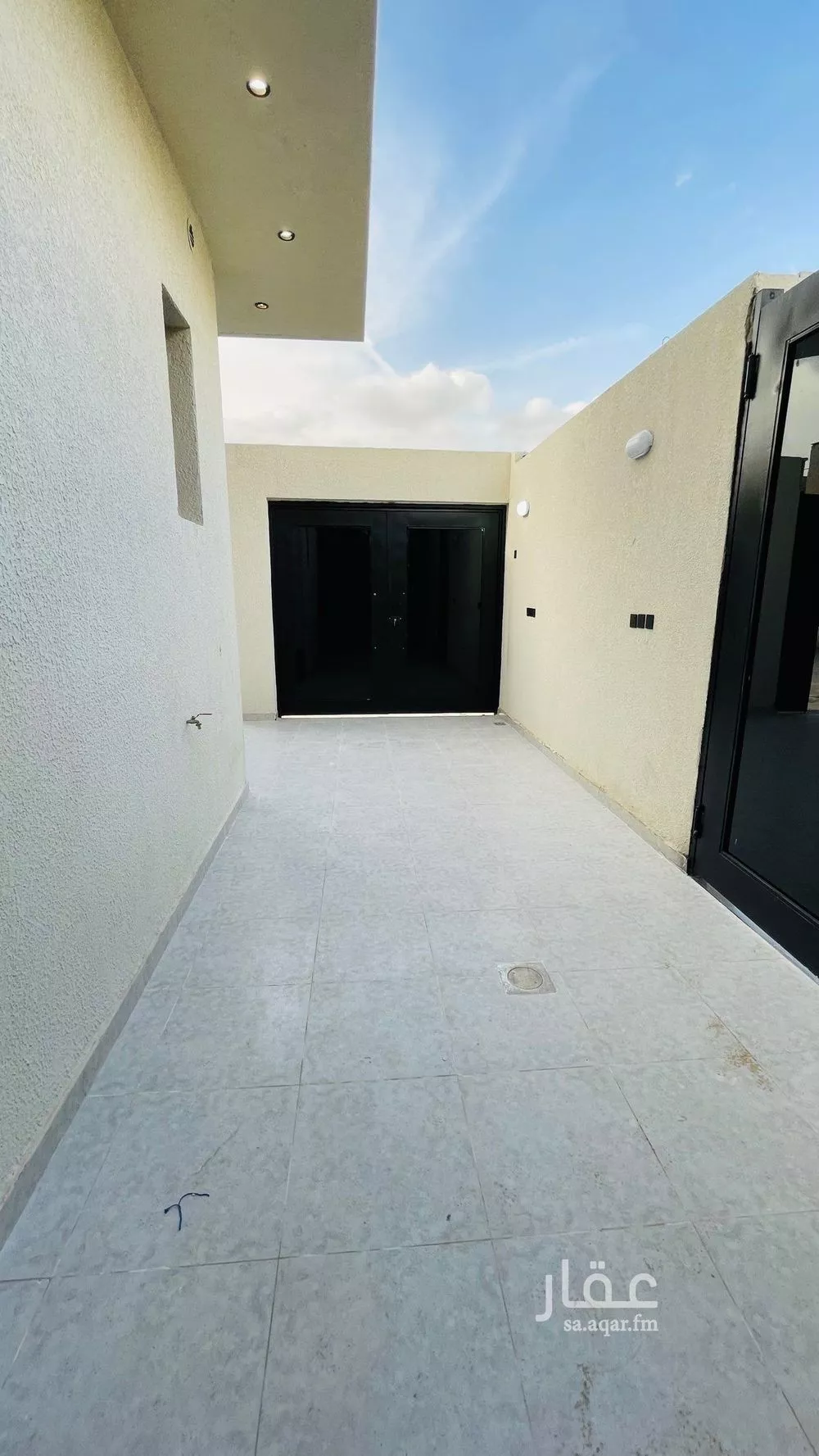 5 bedroom villa in Al Uraija Al Gharbiyah 9