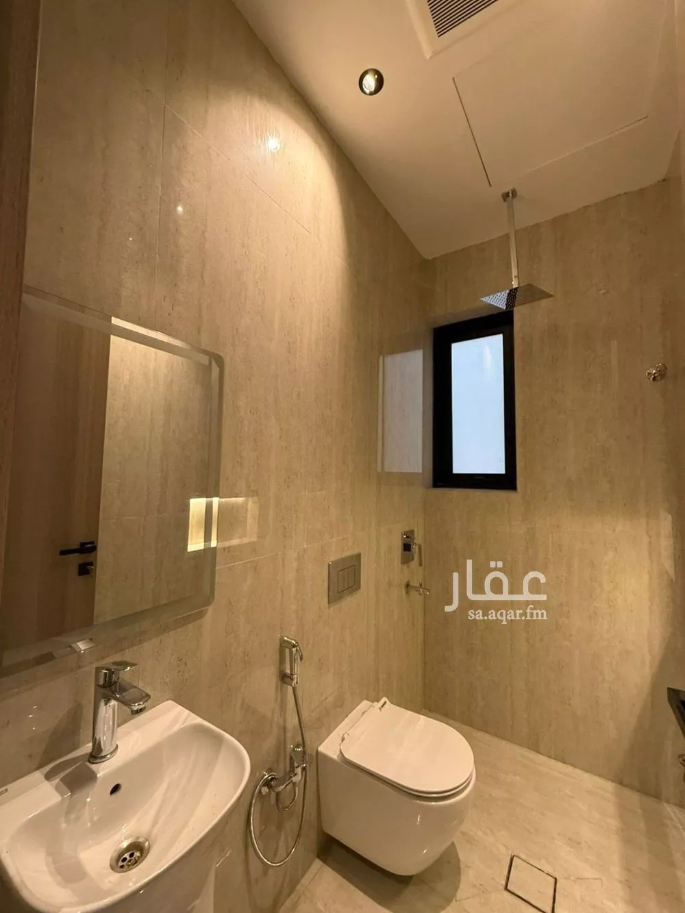 6 bedroom villa in Al Mahdiyyah 11