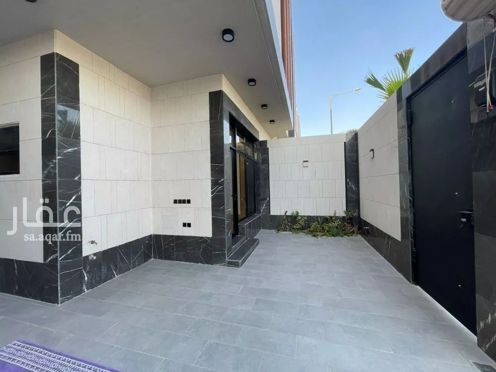 5 bedroom villa in Al Narjis 17