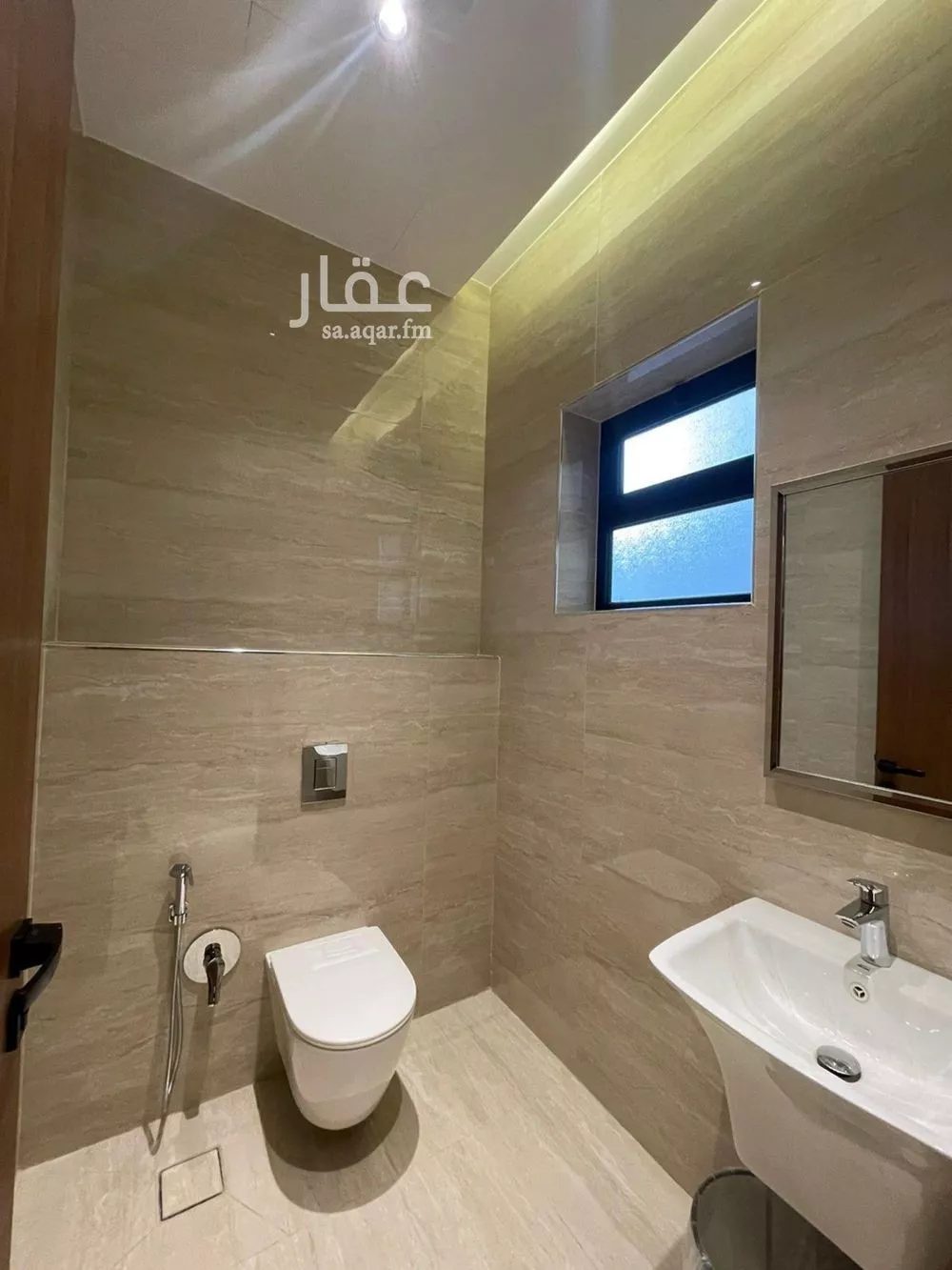 5 bedroom villa in Al Narjis 21