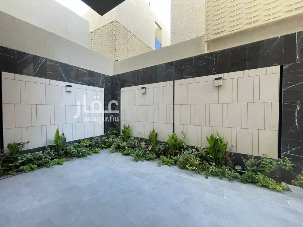 5 bedroom villa in Al Narjis 5