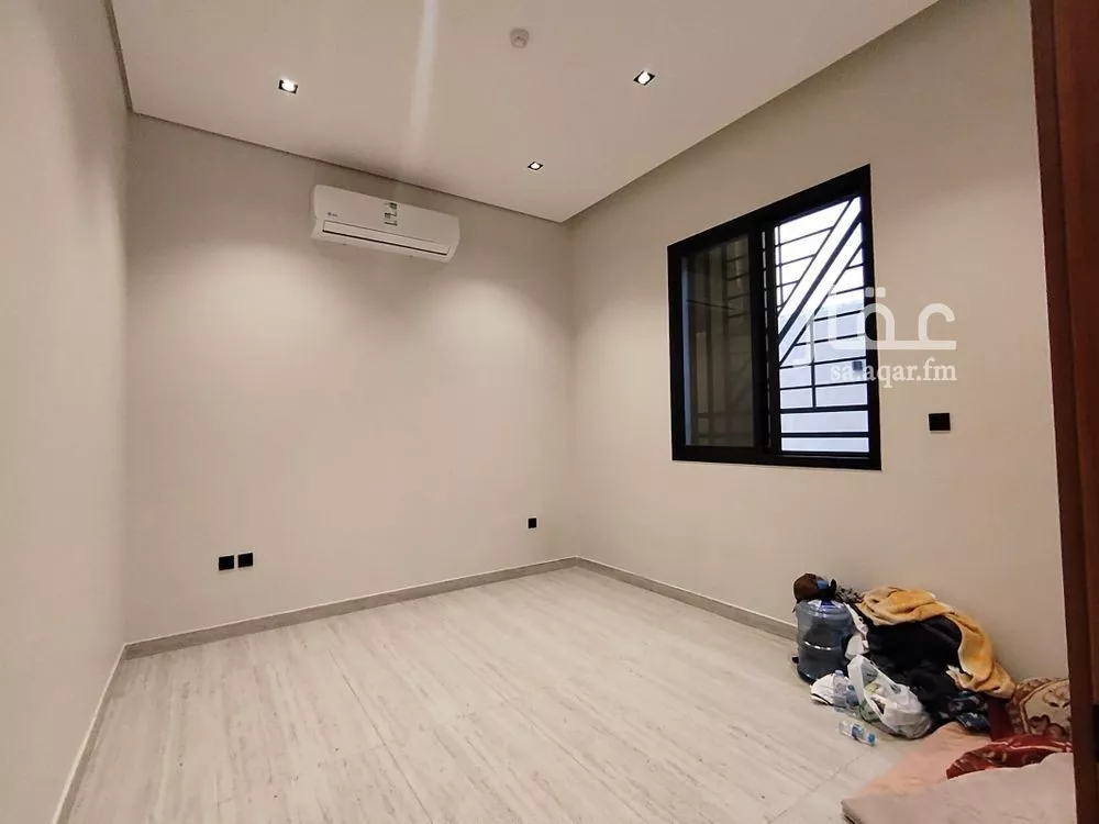 6 bedroom villa in Dhahrat Laban 3