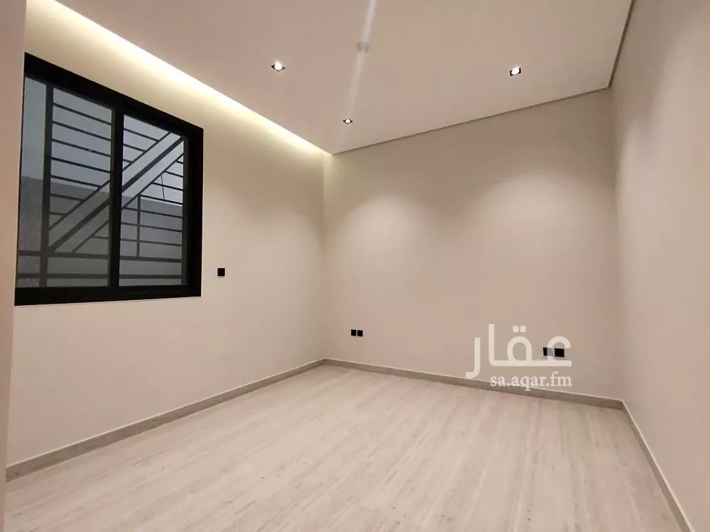 6 bedroom villa in Dhahrat Laban 6