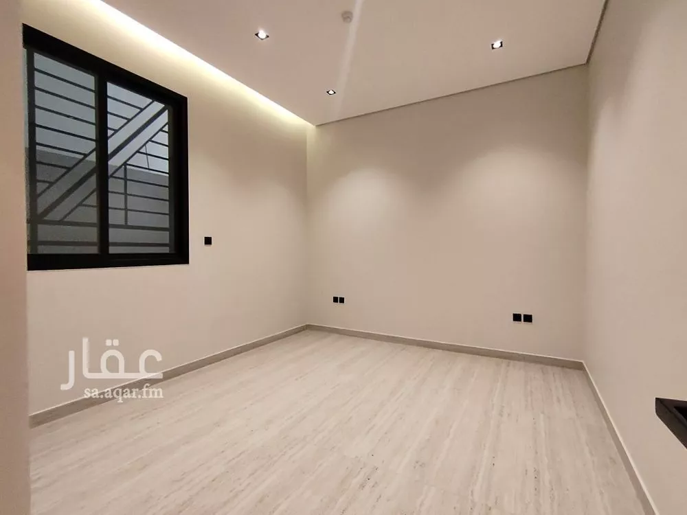6 bedroom villa in Dhahrat Laban 8