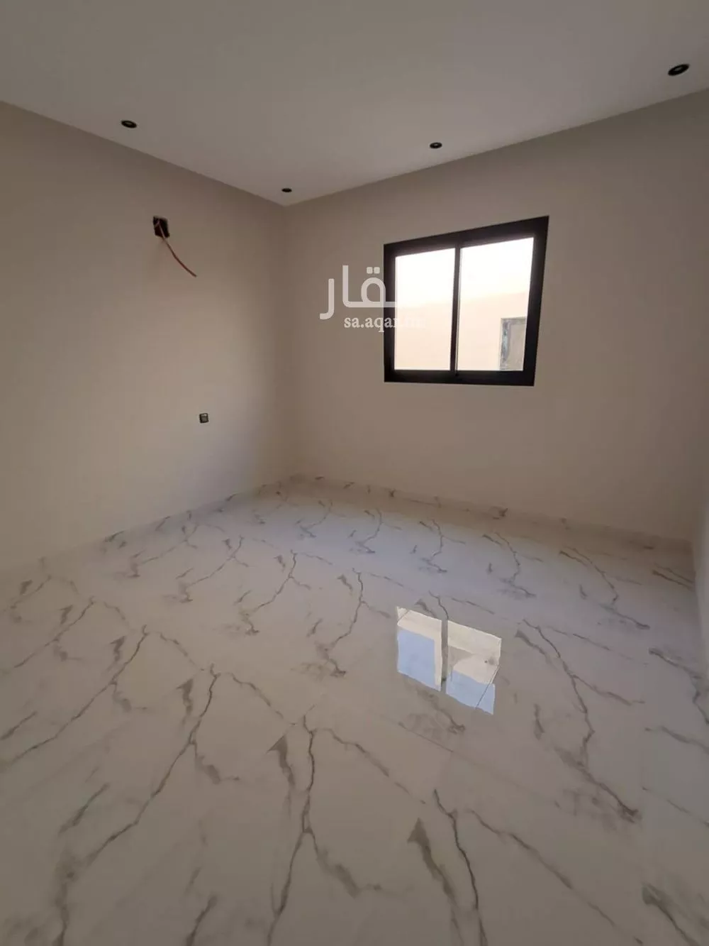 فيلا 5 غرف في طويق 19